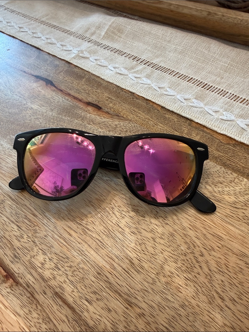 Diff Eyewear Black Frame Sunglasses with Pink Mirrored Lenses